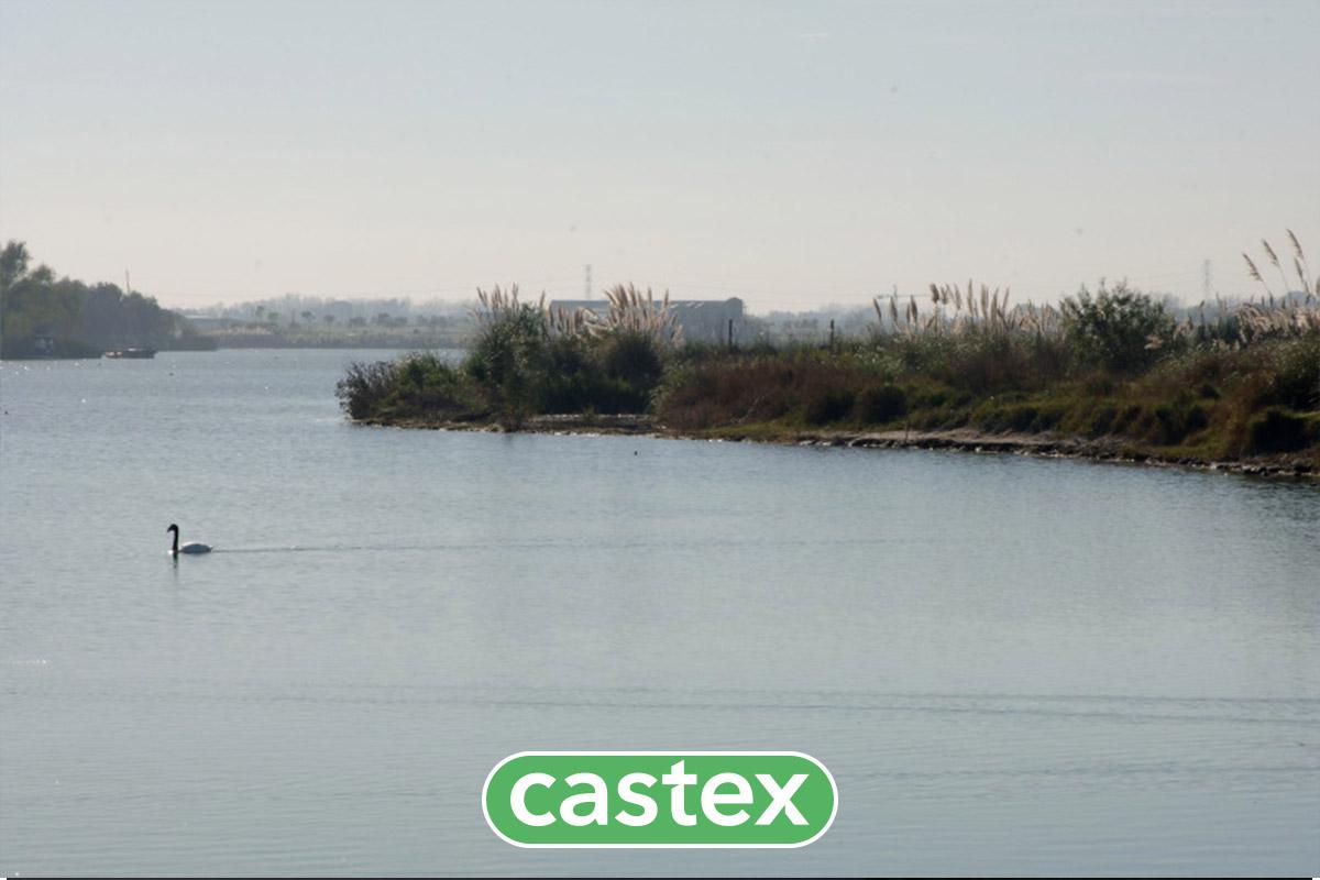 Lote al lago en venta financiado en Nordelta, Barrio Punetes