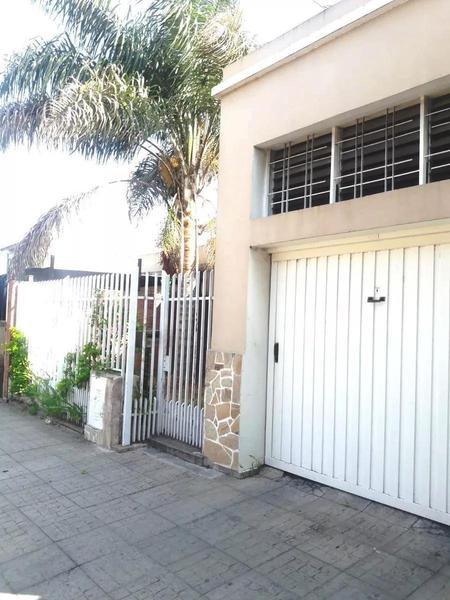 VENTA - CASA 5 AMBIENTES CON COCHERA Y PILETA - SAN JUSTO