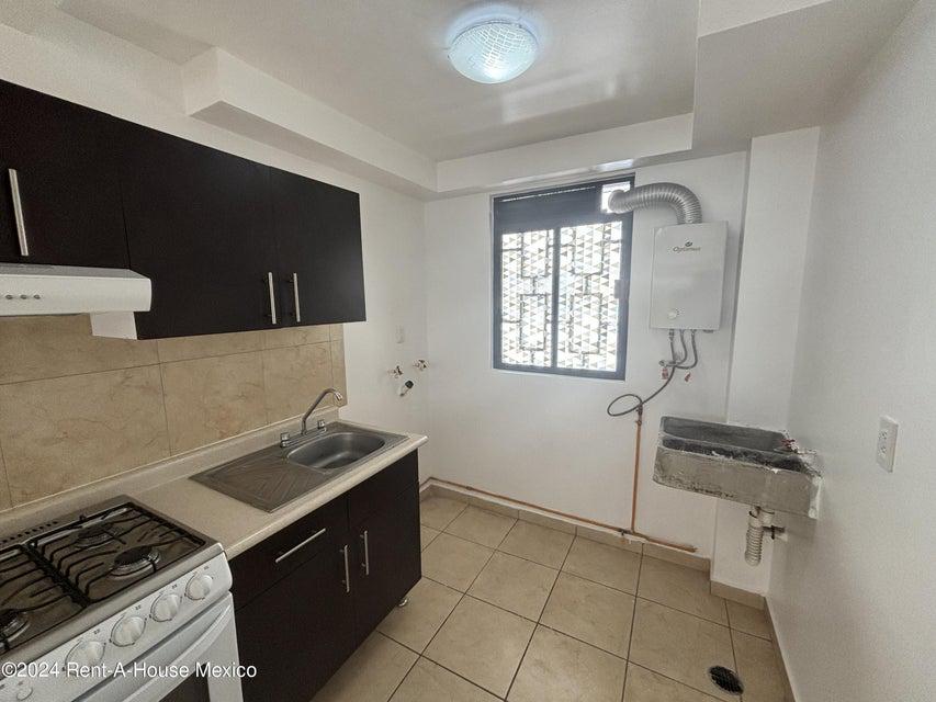 Departamento en Venta en Av. Aquiles SerdánNo,Centro de Azcapotzalco RU 24-4530.