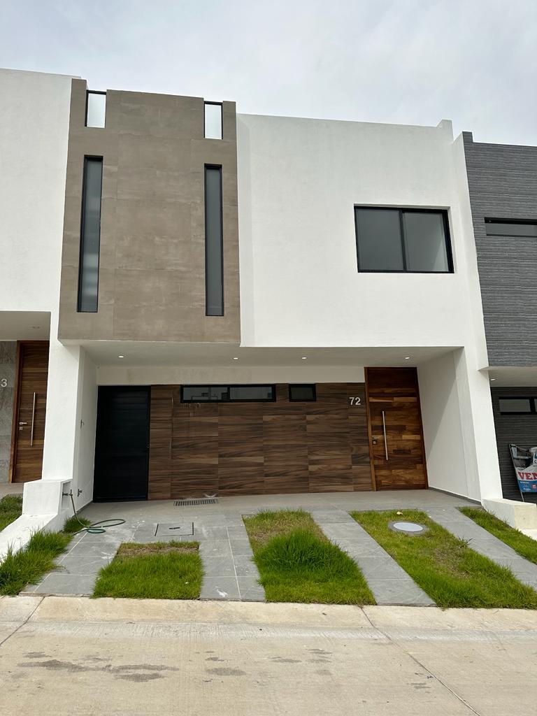 CASA EN VENTA EN CAPITAL NORTE VALLE IMPERIAL ZAPOPAN JALISCO