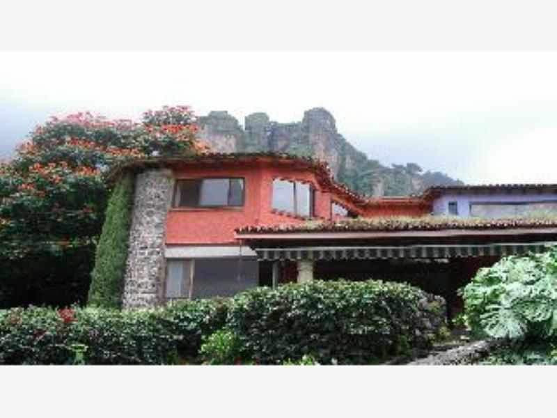 CASA EN VENTA EN TEPOZTECO