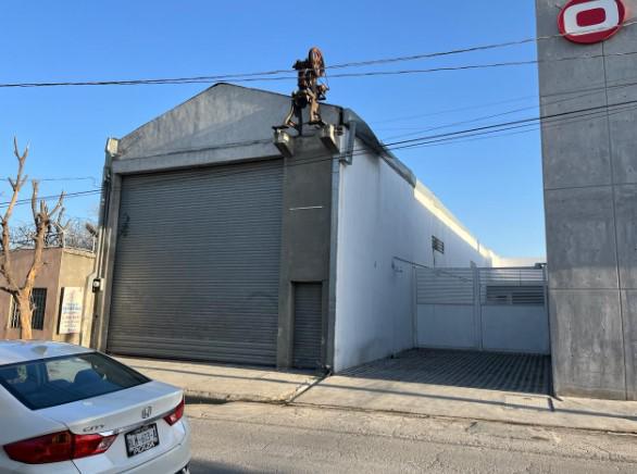 RENTA DE BODEGA 340 M2 CENTRO DE SAN NICOLÁS.