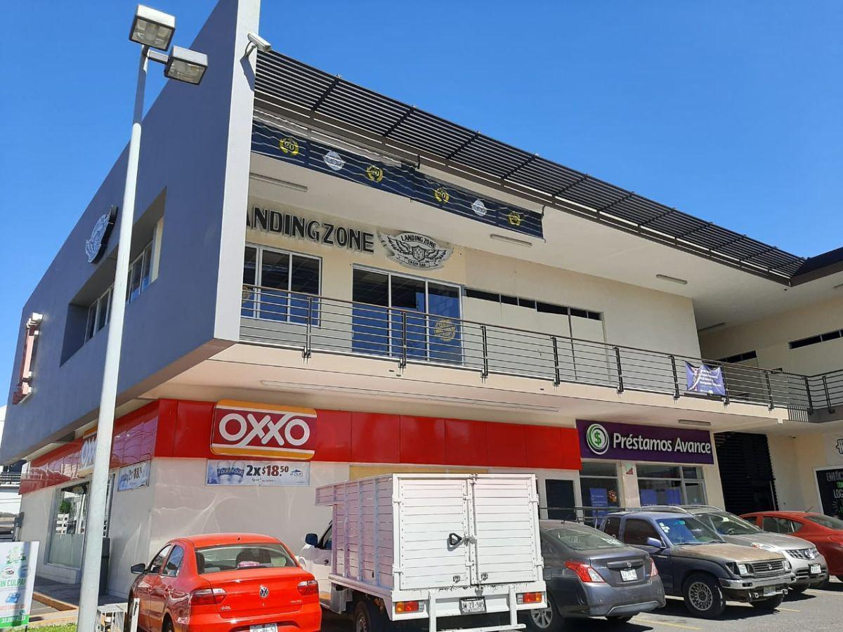 LOCALES COMERCIALES EN AV. SANTA MARGARITA