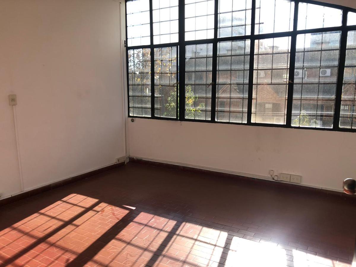 Execelente Edificio  Comercial  en alquiler en Belgrano R