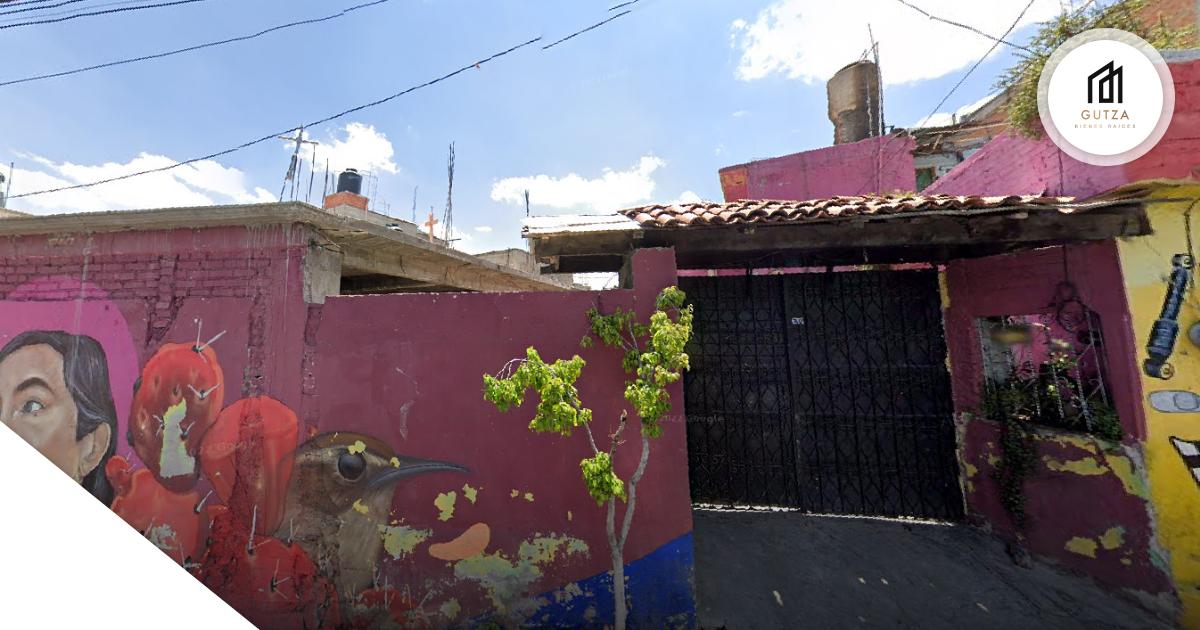 Casa en  REMATE BANCARIO en SANTIAGO ACAHUATEPEC  IZTAPALAPA