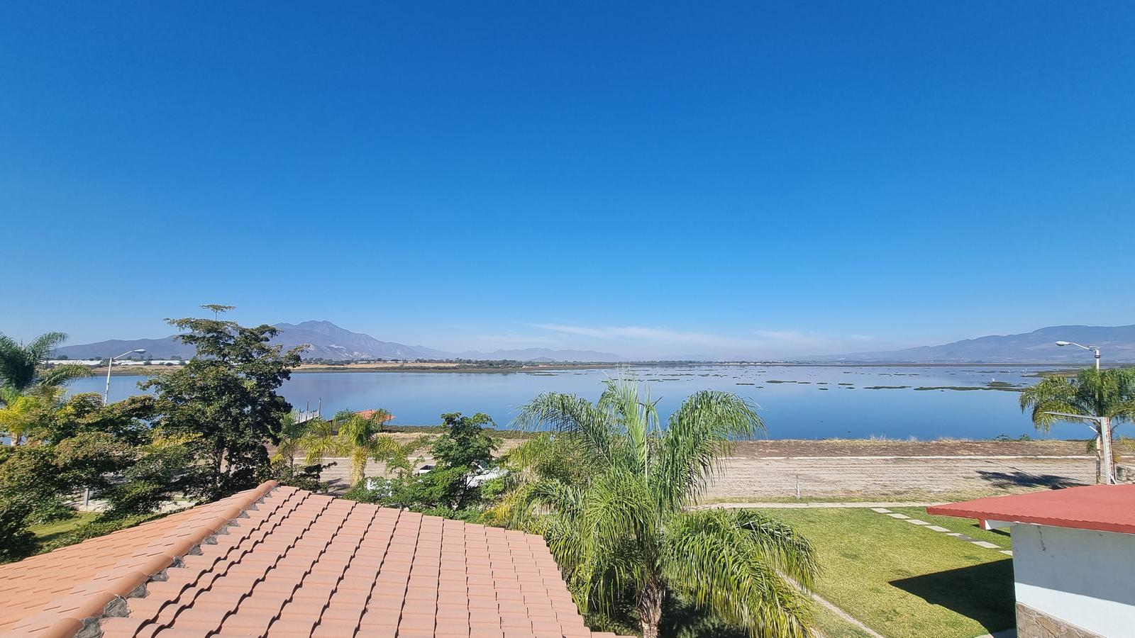 $$$ Casa con amplio terreno en Paraíso del Lago, Potreros Tecomatitos, Castro Urdiales, Jalisco