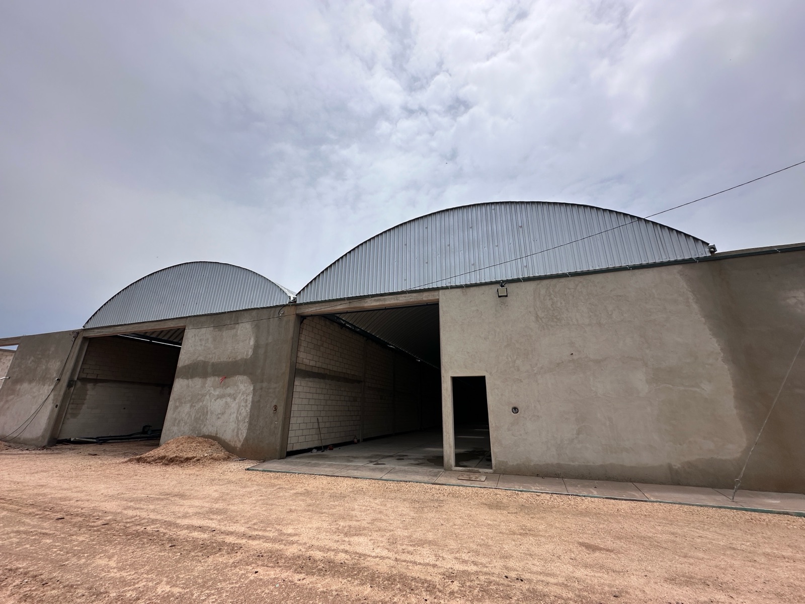 renta de bodega- ideal para almacenamiento - a una esquina del anillo periférico