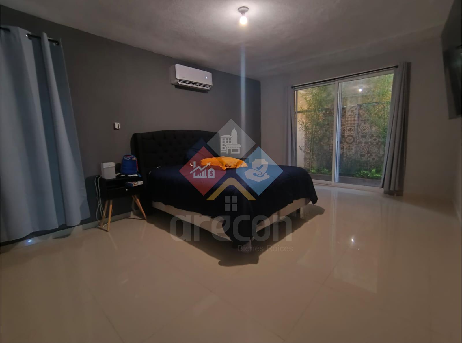 Casa en venta en con patio, Ampliación Unidad Nacional