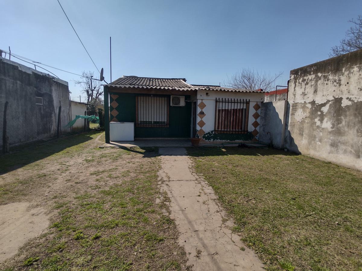 Casa  en venta en Gonzalez Catan