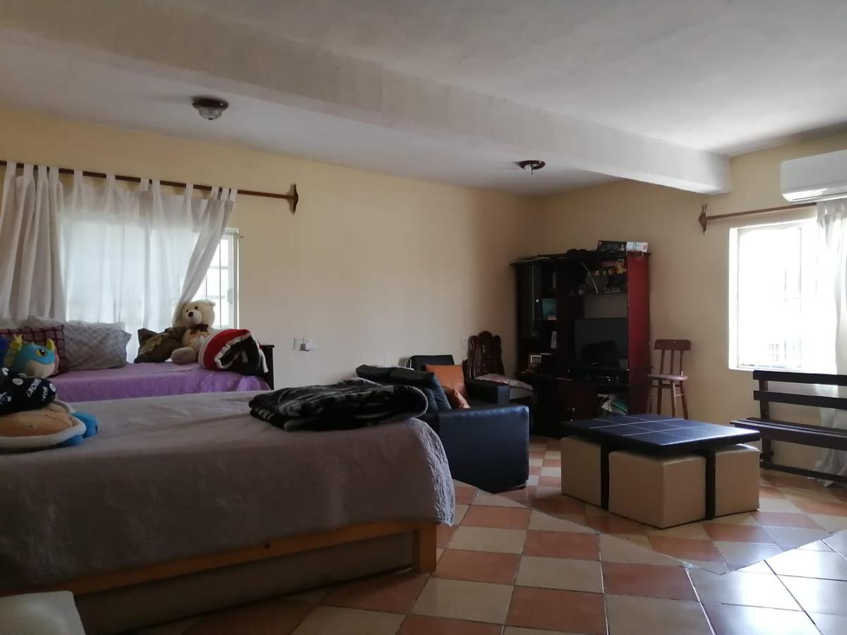 EN VENTA CASA 4 RECAMARAS COL LAS BRISAS, VERACRUZ