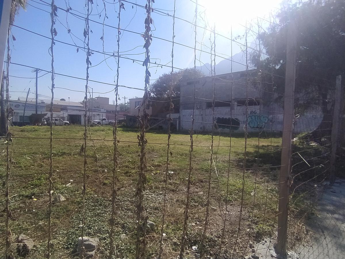 TERRENO COMERCIAL EN RENTA POR ELOY CAVAZOS EN GUADALUPE