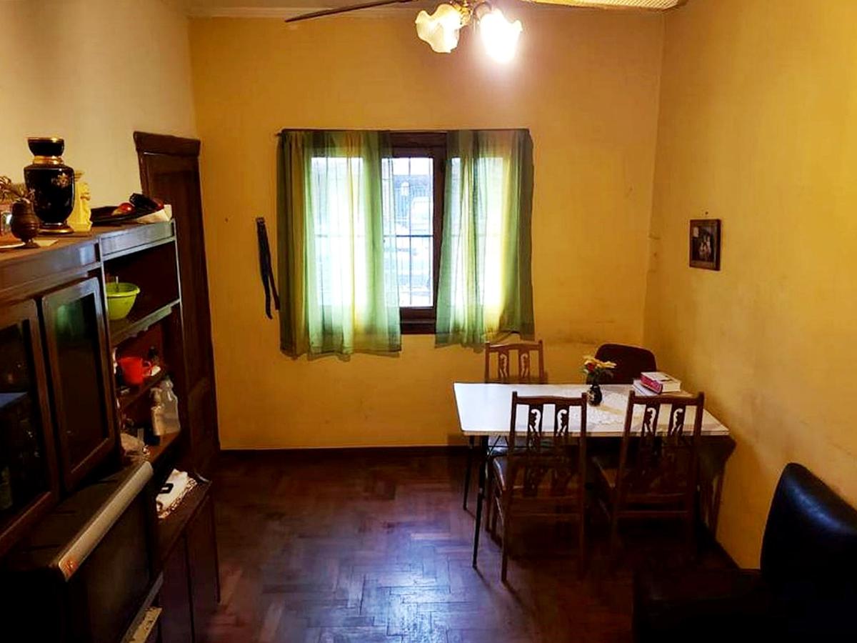 VENTA CASA 3 AMBIENTES EN FLORIDA OESTE