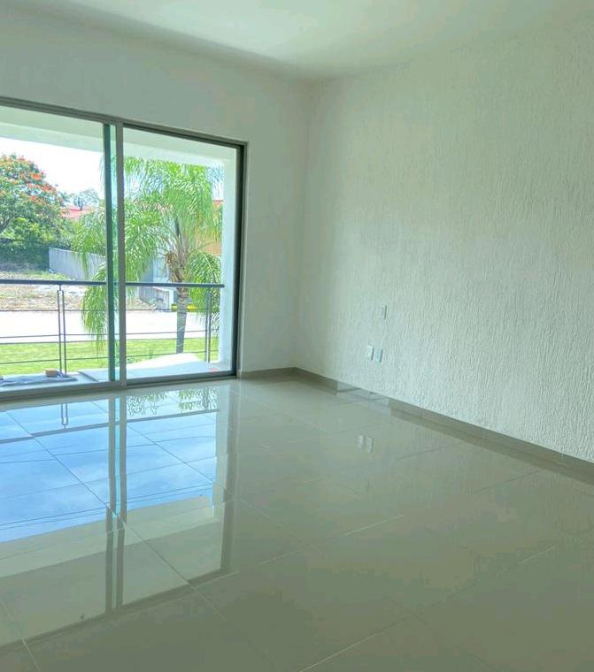 Casa Moderna en Venta dentro de Condominio con seguridad en Jiutepec