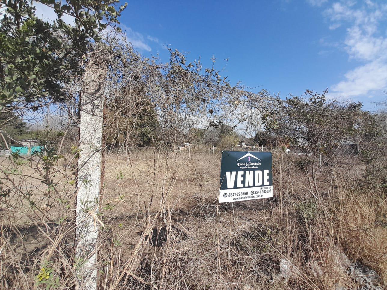 Se vende Terreno en Cosquin 300m2