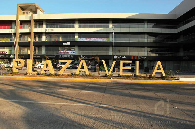 Local en renta en Veracruz, en Plaza Vela, 139 m2 en cuarto piso