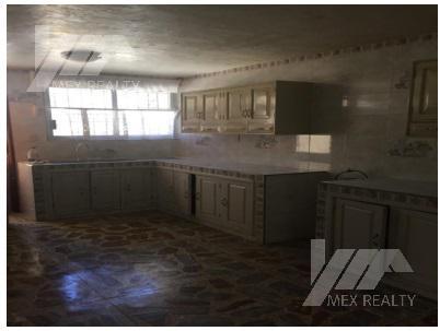 Casa en Venta, Col. Plutarco Elías Calles, Chetumal, Q. Roo, 4 Recamaras, Escritura y Posesión,  Solo Contado Muy Negociable, Clave CLAU54