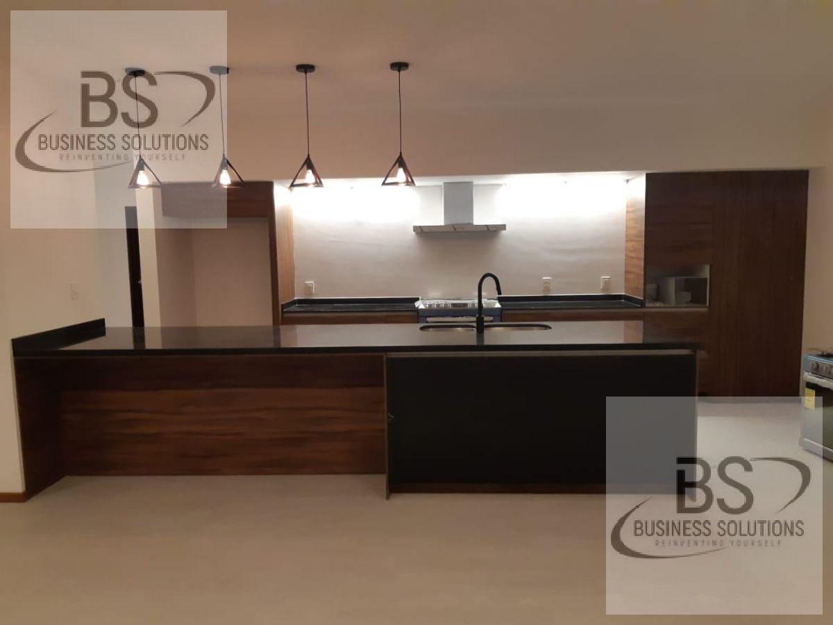 AV/ VENDO CASA EN BIZNAGA ZIBATA QUERETARO DISEÑO EXCLUSIVO