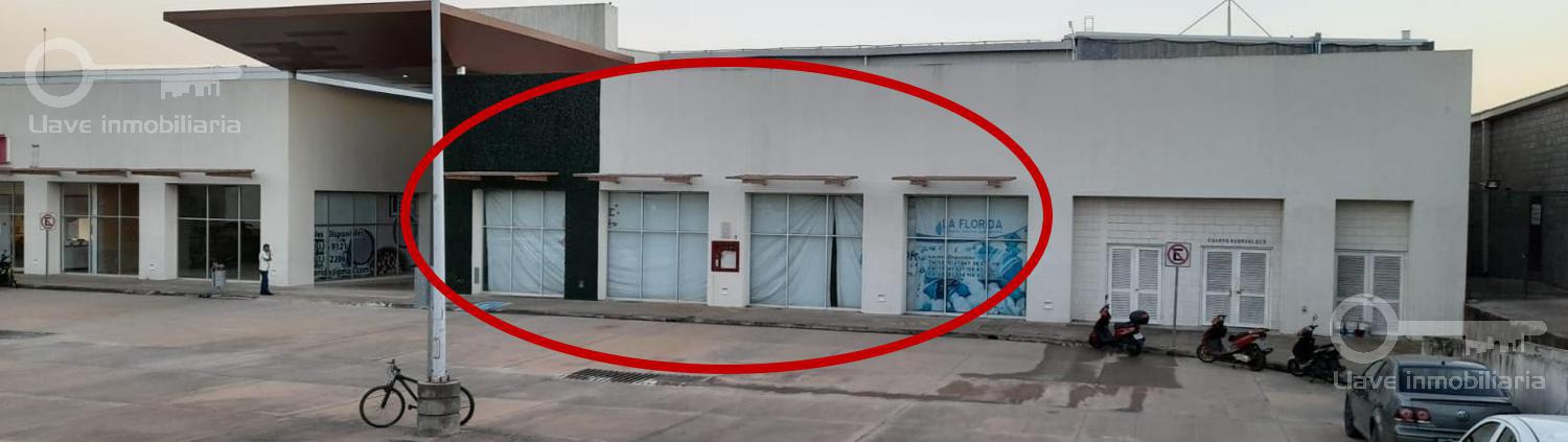 Renta de Local Comercial de 150 m2 en PLAZA 