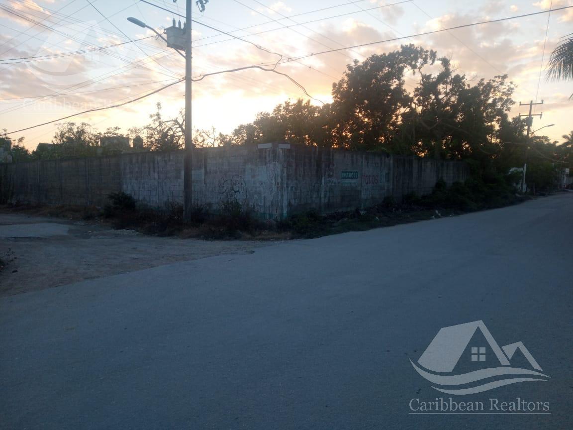 Terreno en Venta en Cancun Bonfil RFZ03752