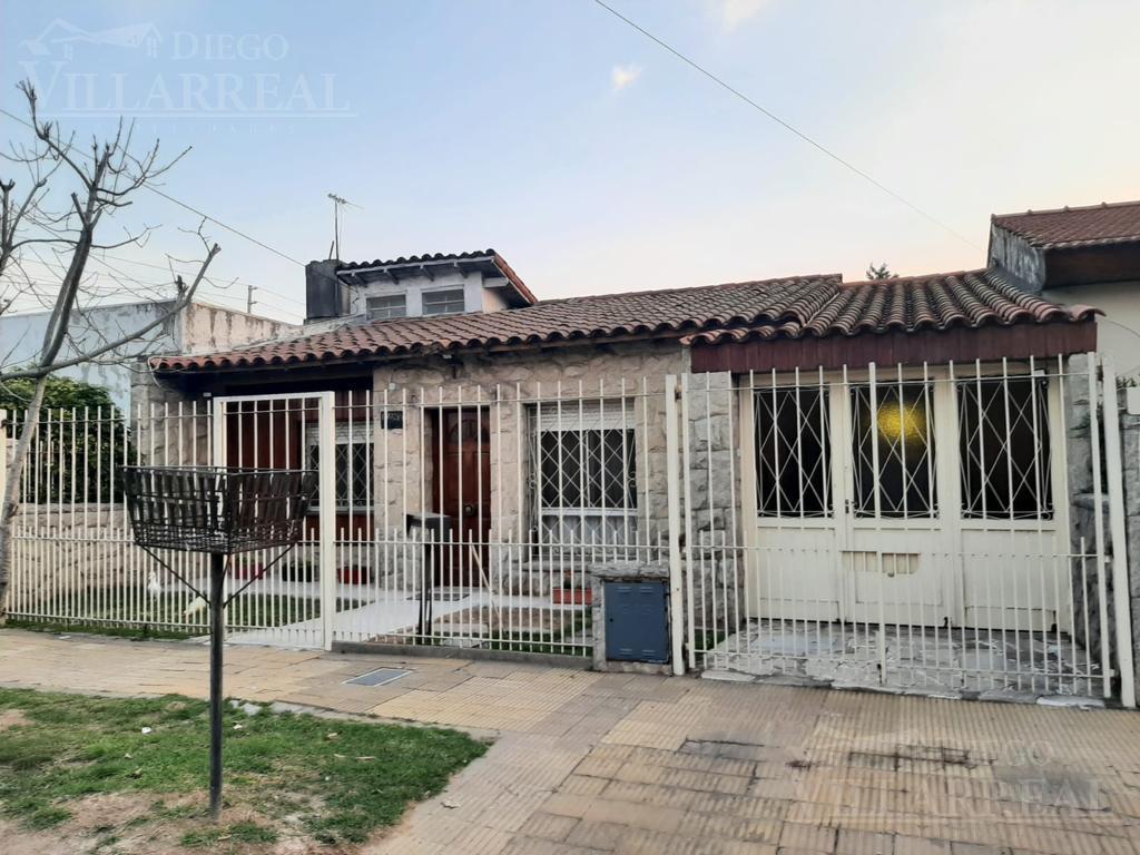 Casa en  venta - moron - moron sur - venta  - oportunidad - 3 amb