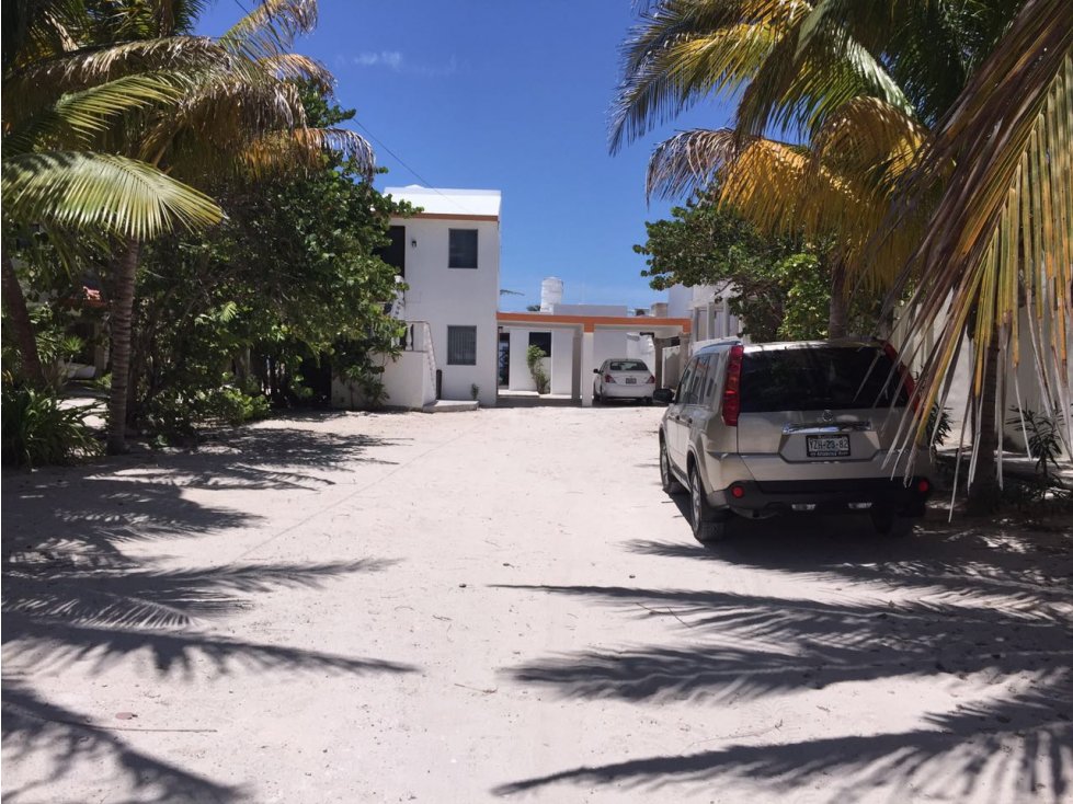 SE RENTA casa frente al mar Chicxulub Puerto