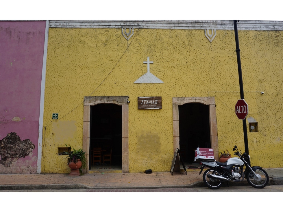 Casa atrás de la iglesia del Centro