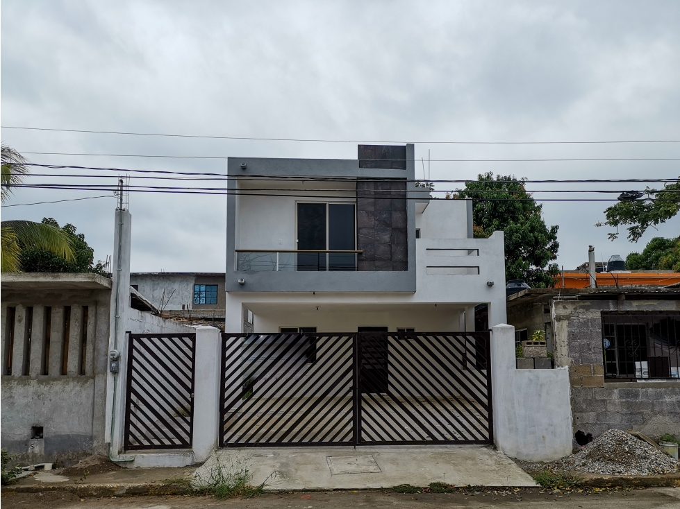 Casa en venta en la Colonia Alejandro Briones 3, Altamira. FJS-V047