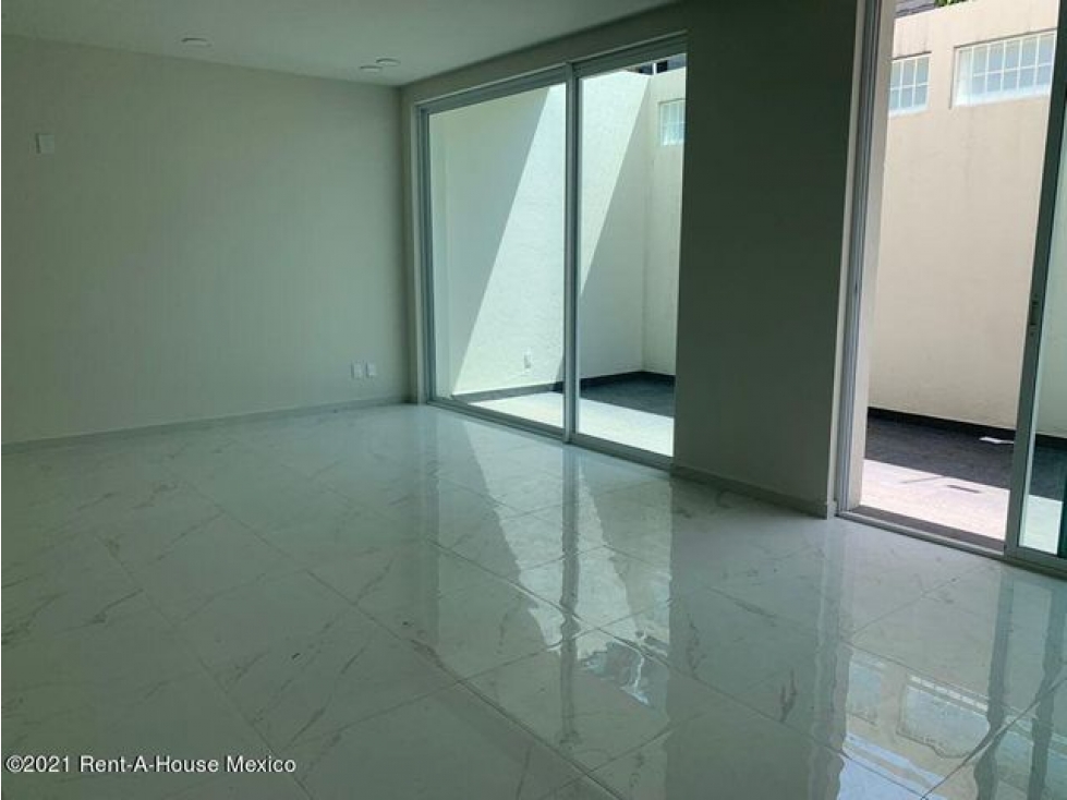 Depa en Renta Miguel Hidalgo, 2 Hab y 2 baños. Cerca de Polanco