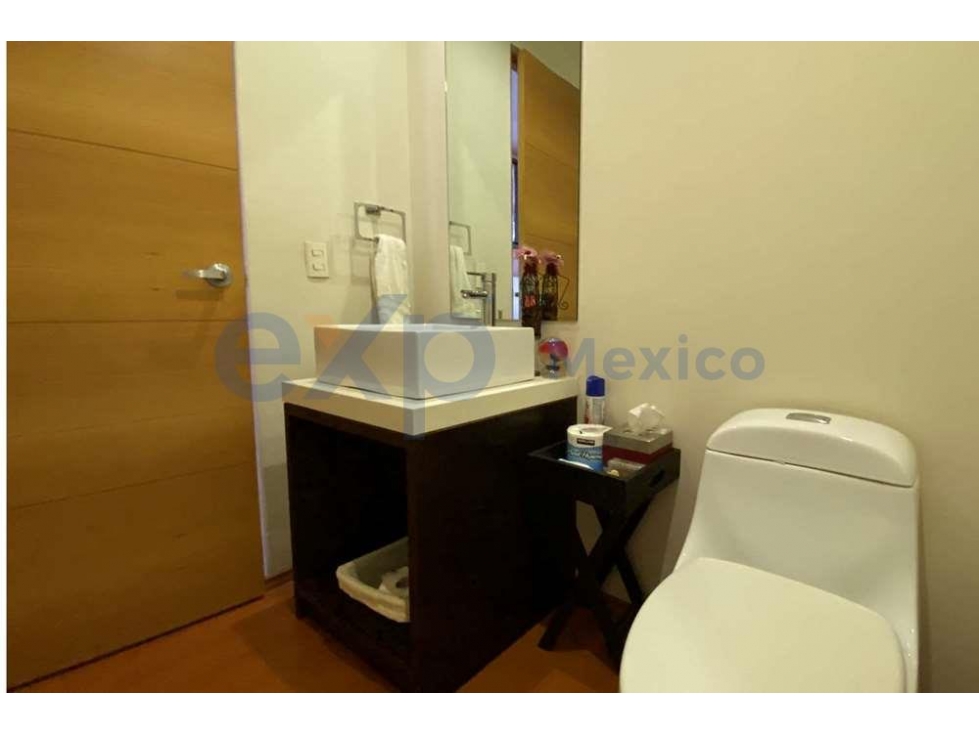 Departamento en venta en Lomas de Tecamachalco con hermosa vista